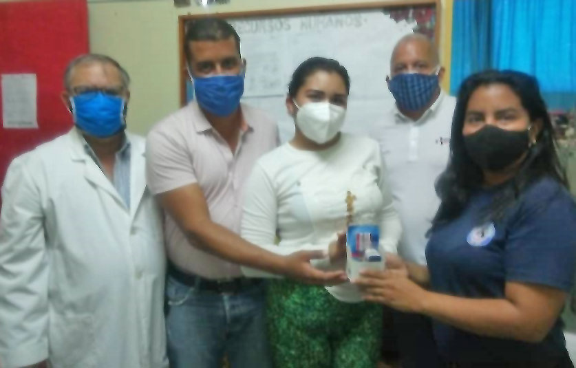 Aportamos oxímetros al Hospital Dr. Jesús E. Angulo Rivas